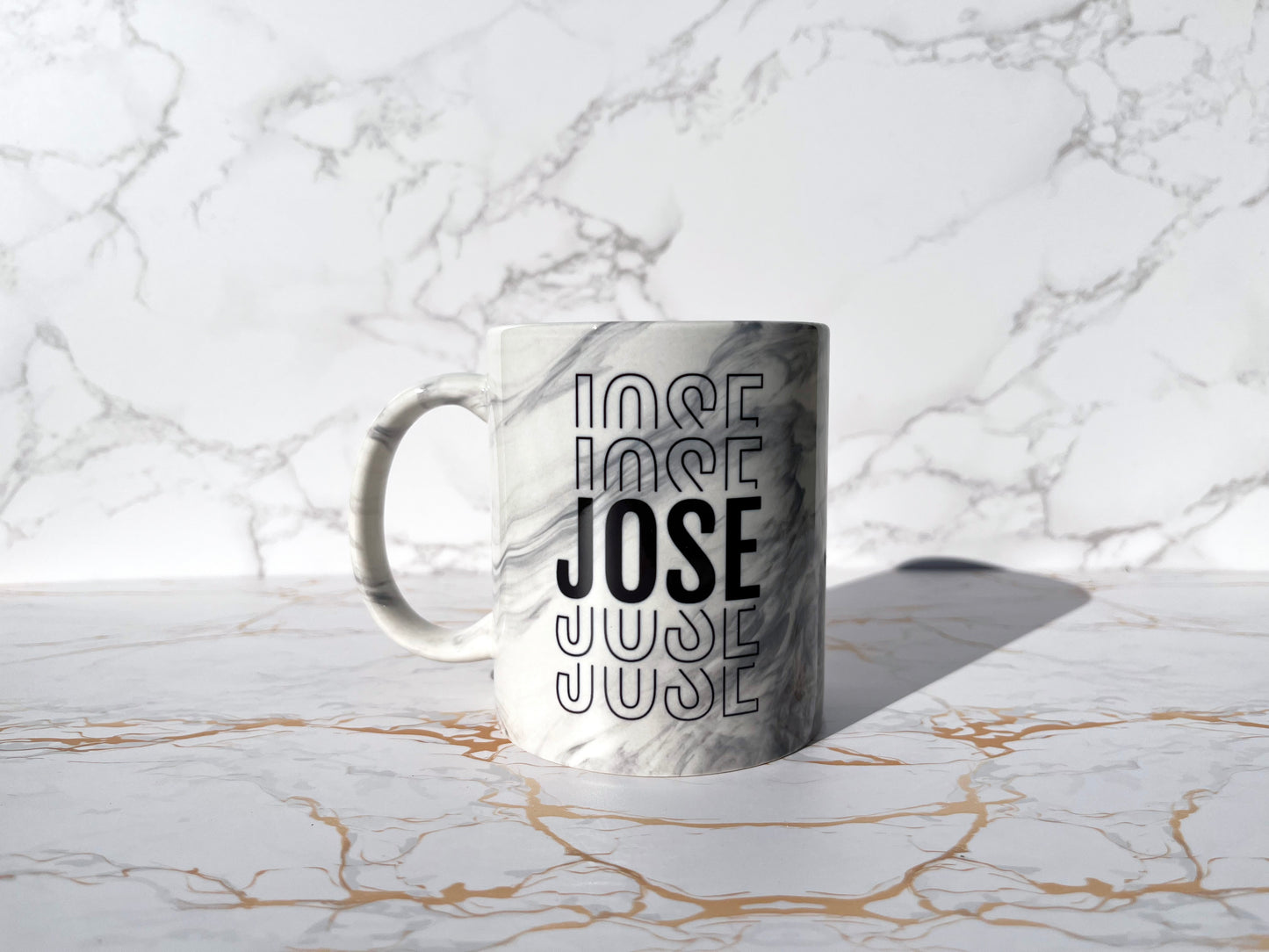 Taza Efecto Mármol Personalizable con 1 Nombre